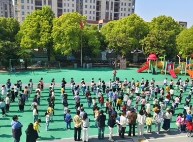 阳光成长，守护童心